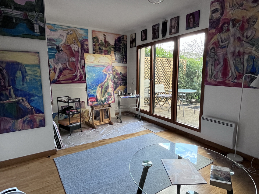 Bienvenue dans l&rsquo;atelier de Misha Sydorenko. Installé aujourd&rsquo;hui à proximité du musée Albert Kahn, l&rsquo;atelier vous ouvre ses portes sur rendez-vous. Pour convenir d&rsquo;un moment de visite, n&rsquo;hésitez pas à contacter l&rsquo;atelier via la page de contact